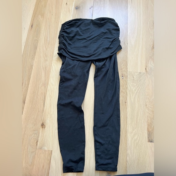Prana Pants - Prana Black Leggings with attached Skirt. Size Medium.